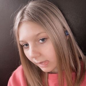 Meet your Posher, May